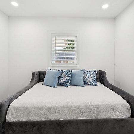 Centrally Located Home In Atlanta-10 Mins From Ga Aquarium, Mercedes Benz Stadium, & Much More ภายนอก รูปภาพ