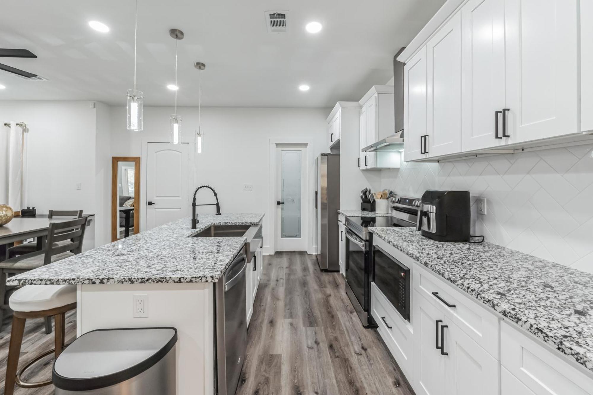 Centrally Located Home In Atlanta-10 Mins From Ga Aquarium, Mercedes Benz Stadium, & Much More ภายนอก รูปภาพ