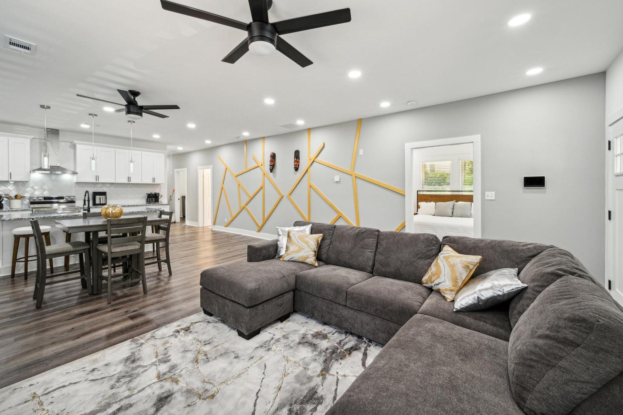 Centrally Located Home In Atlanta-10 Mins From Ga Aquarium, Mercedes Benz Stadium, & Much More ภายนอก รูปภาพ